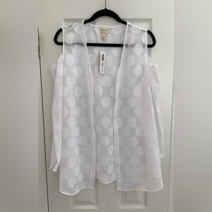 NWT Chico’s Textured Polka Dot Cold Shoulder Sheer Blouse | White | 3 (Large)